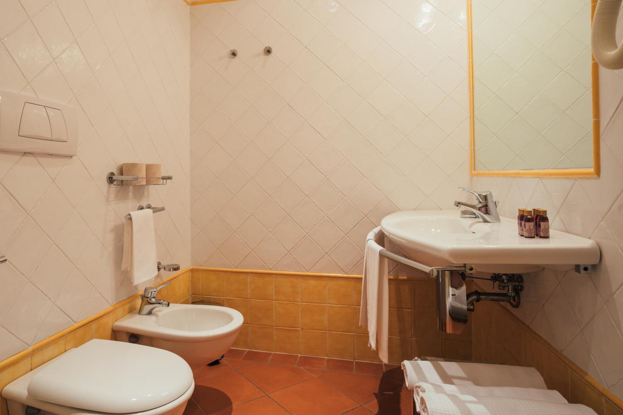 Albergo Cane Dozza Kültér fotó