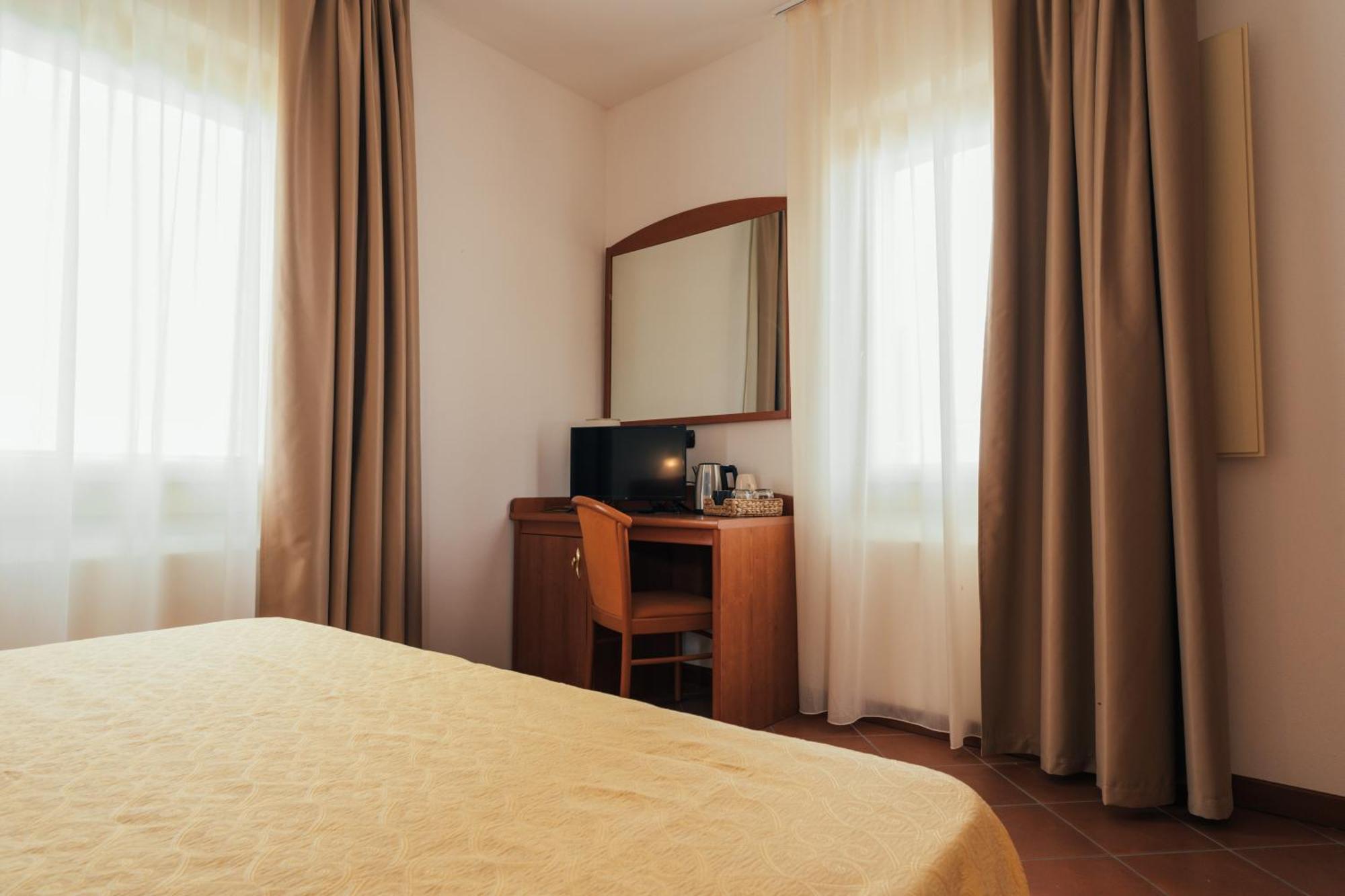 Albergo Cane Dozza Kültér fotó