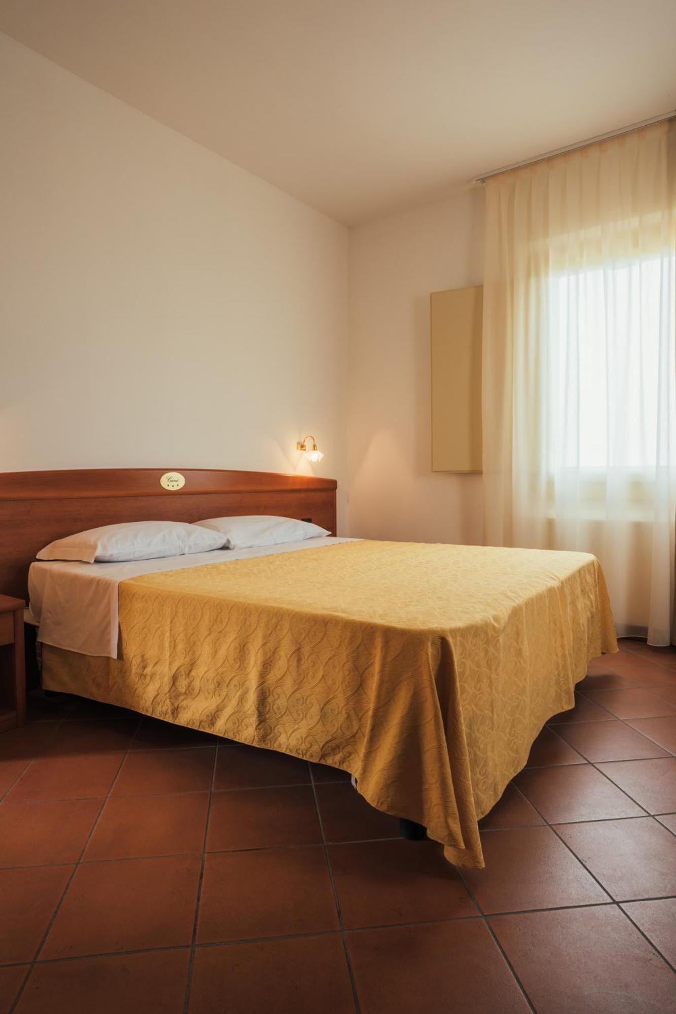 Albergo Cane Dozza Kültér fotó