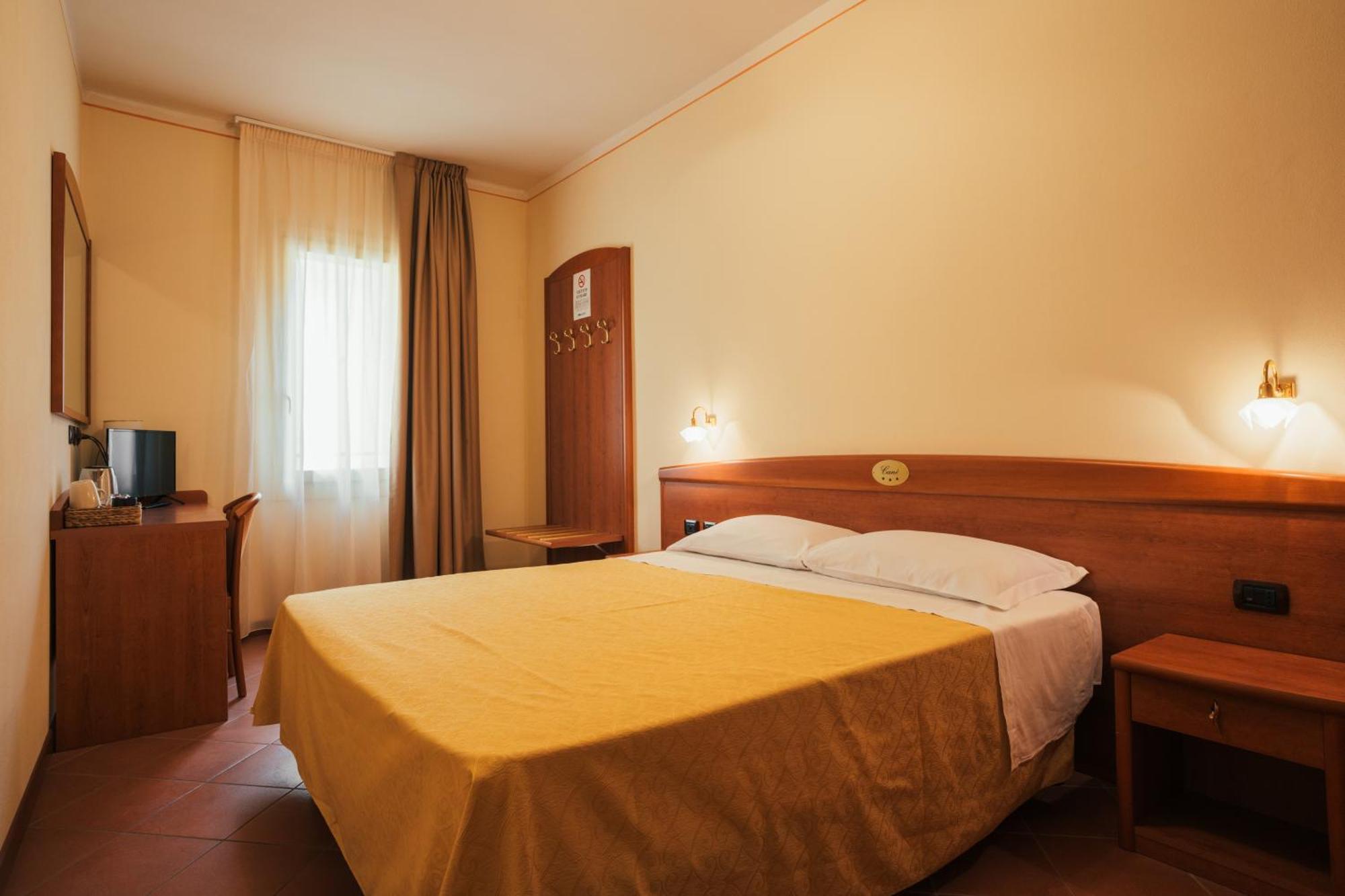 Albergo Cane Dozza Kültér fotó