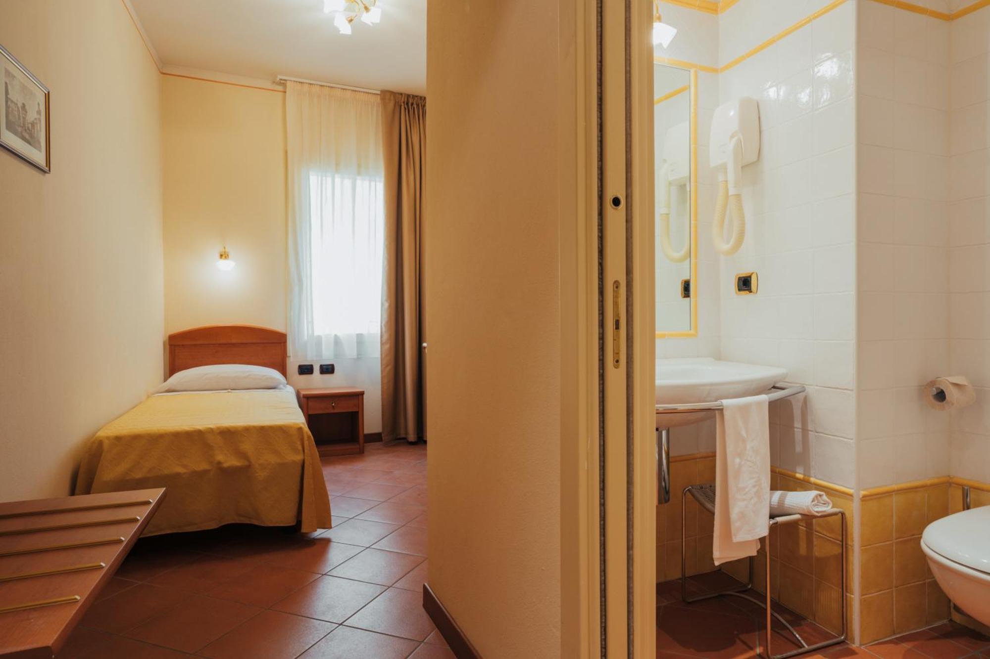 Albergo Cane Dozza Kültér fotó
