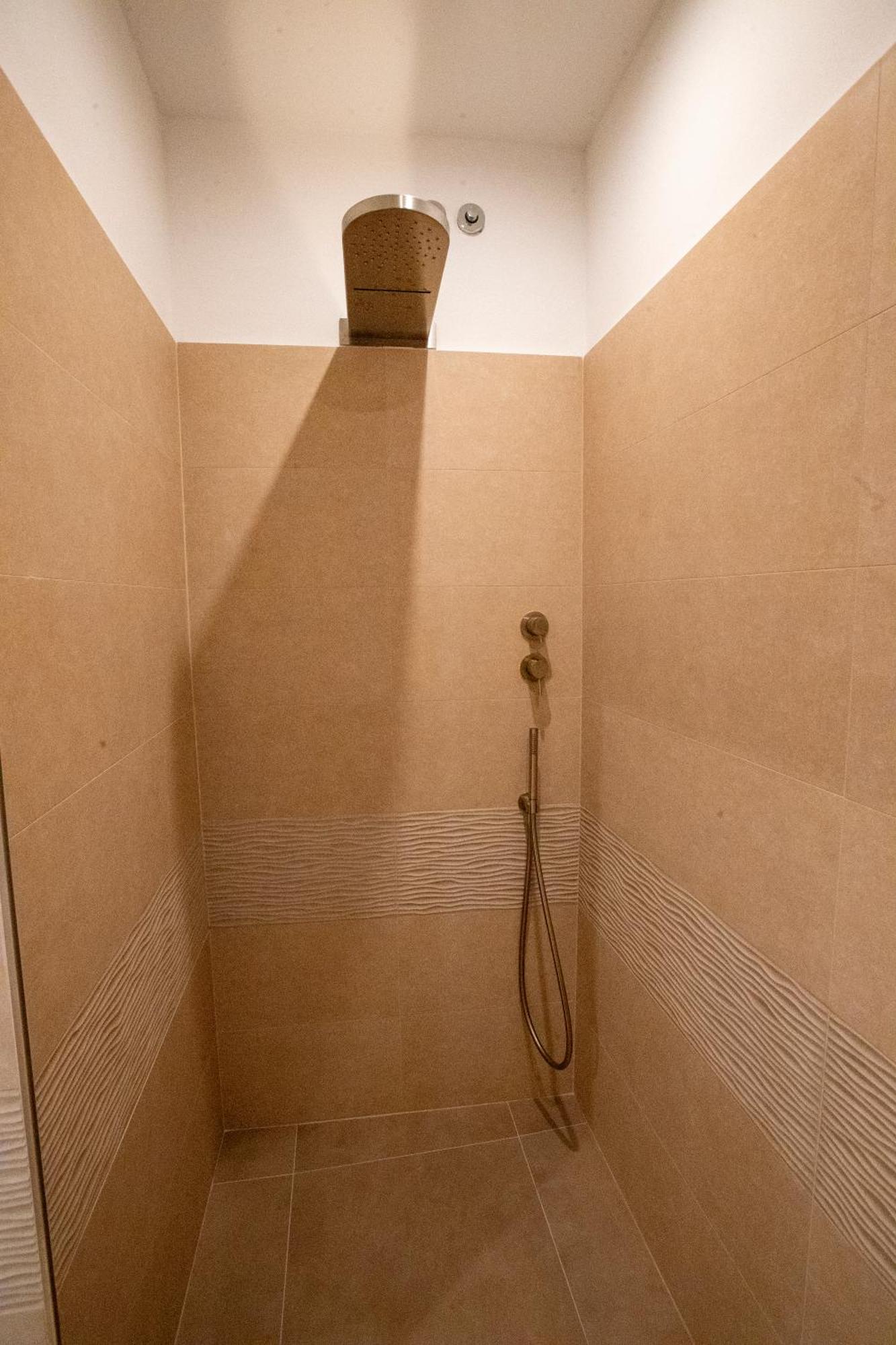 Albergo Cane Dozza Kültér fotó
